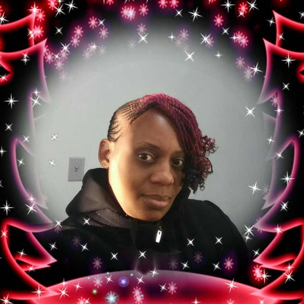 Meet your Posher, Latasha